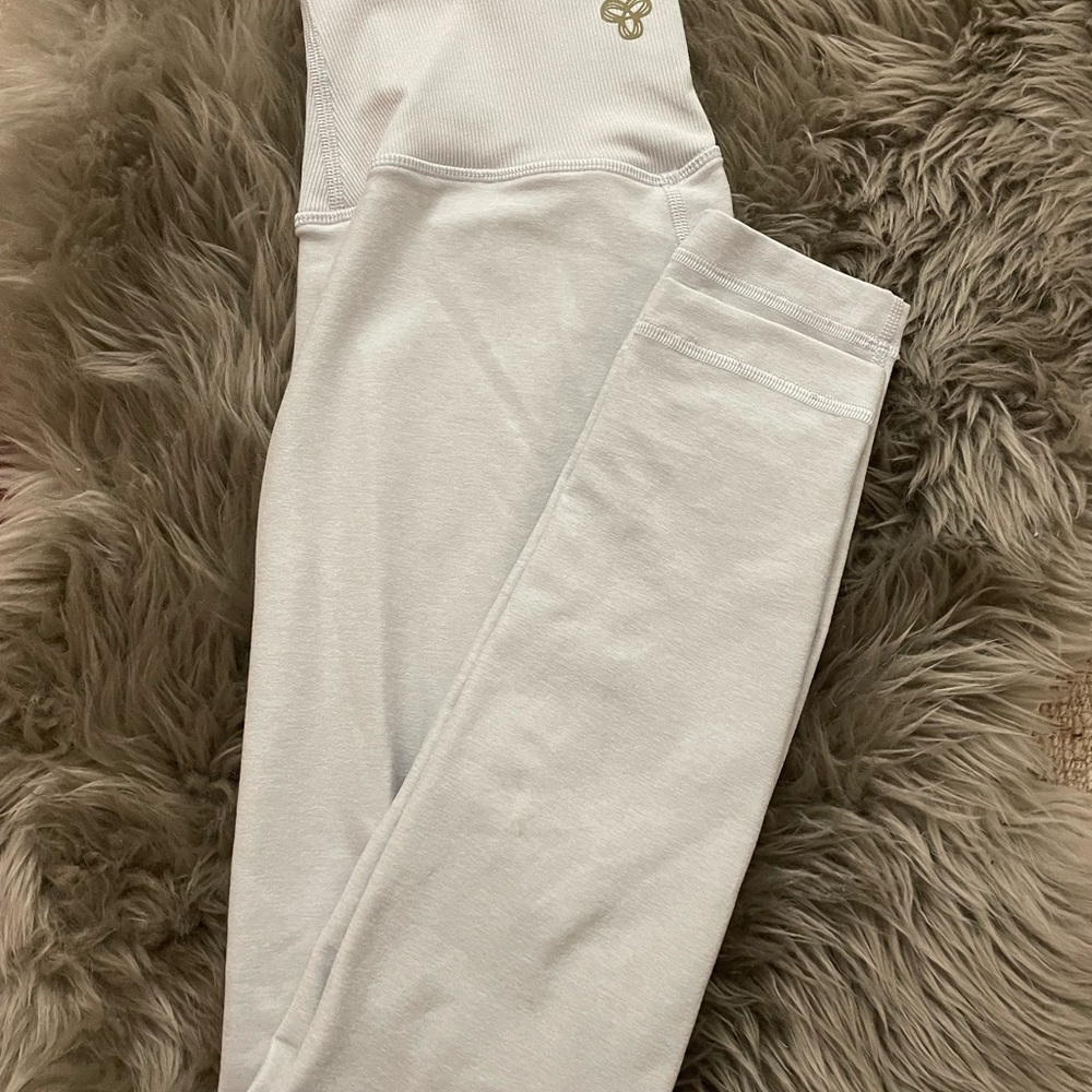 Aritzia Heather Gray Leggings
